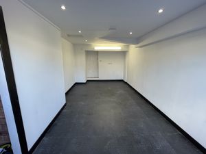 Garage- click for photo gallery